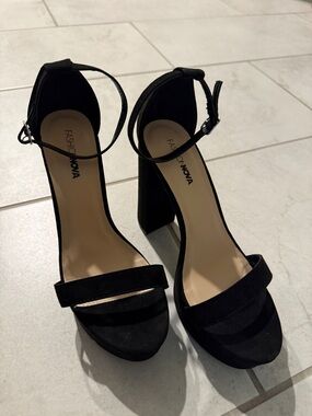 Fashion Nova Black Suede Ankle-Strap Block Sandals